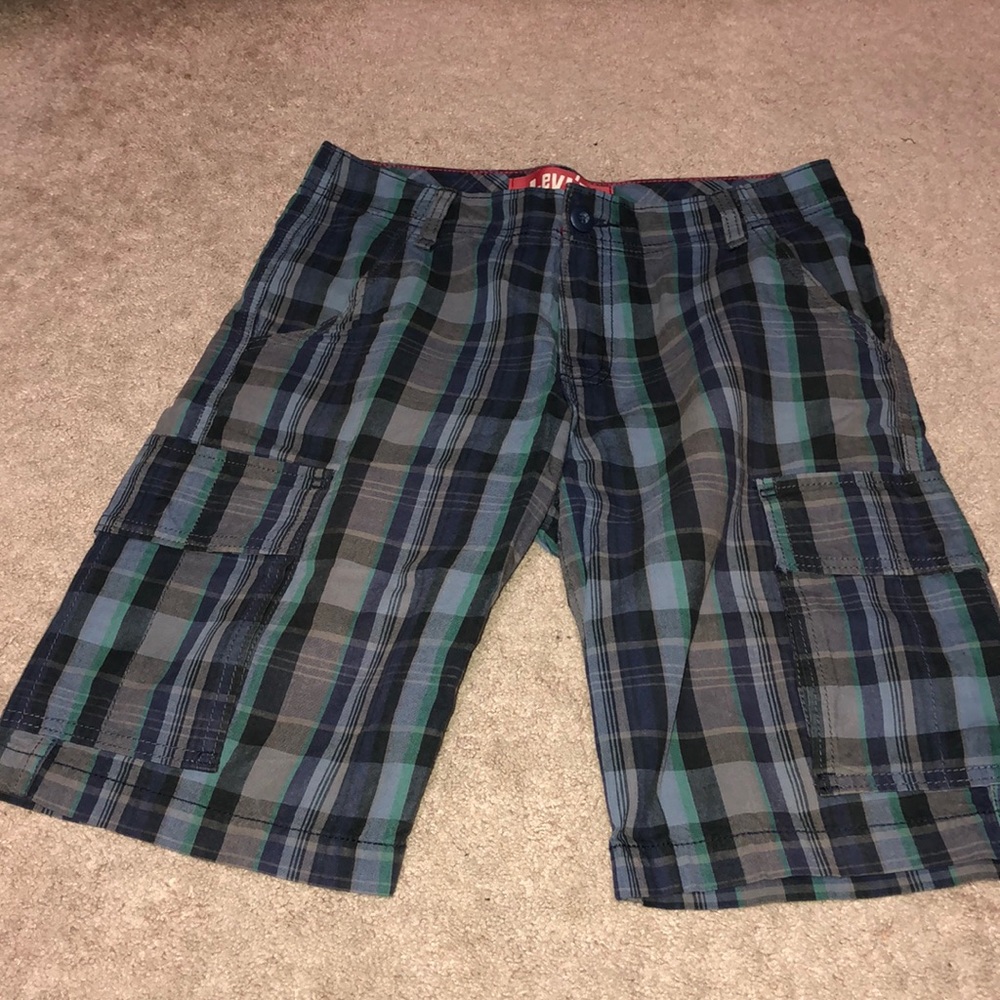 Levi’s cargo shorts